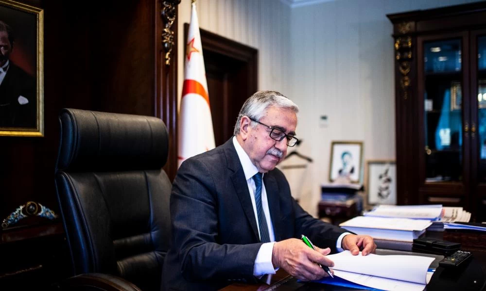 Απέτυχε το σχέδιο του Μουσταφά Ακιντζί για αλλαγή της ημερομηνίας των εκλογών